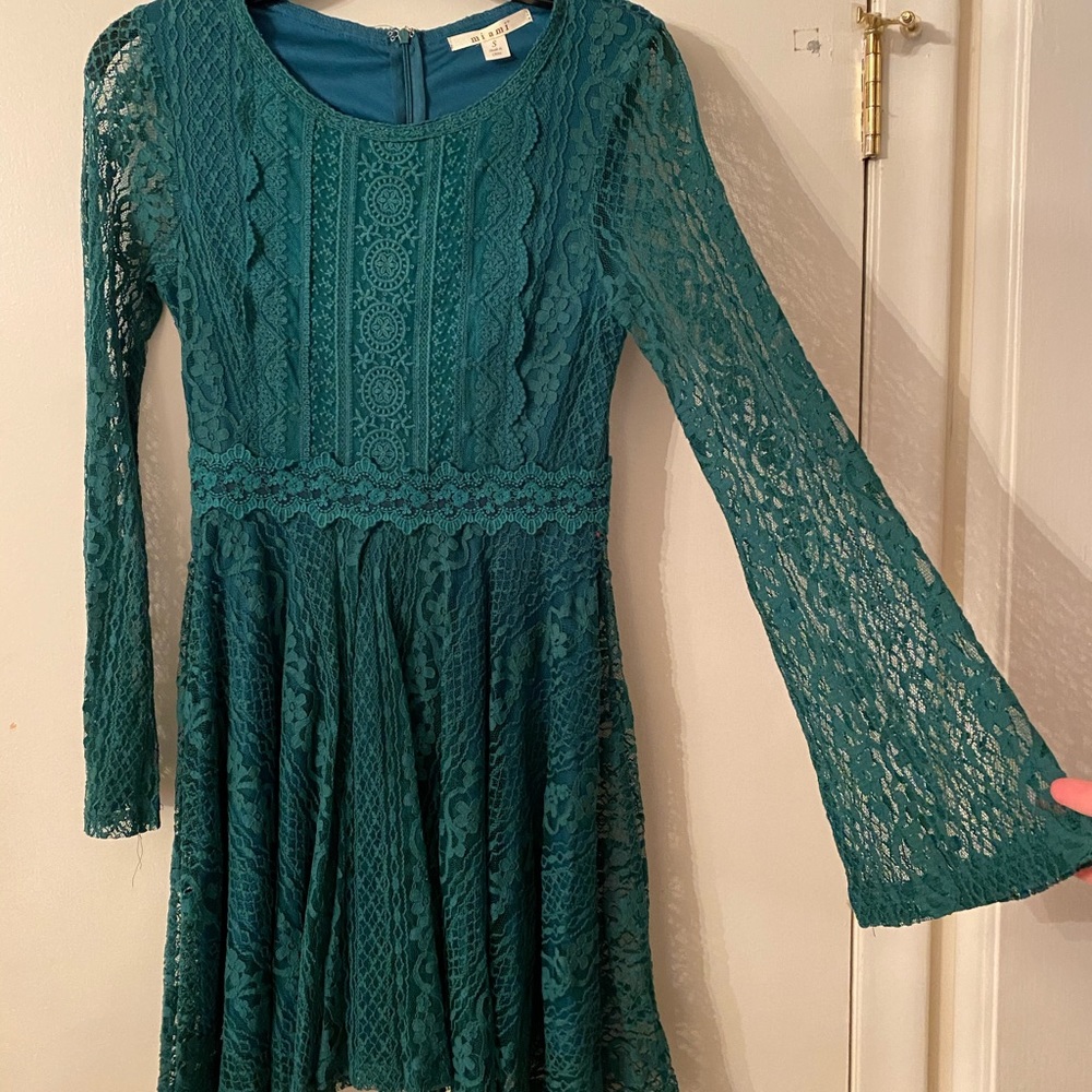 Green lace dress